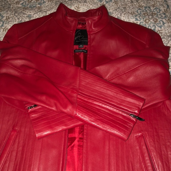 Venus Williams Red Leather jacket - Picture 4 of 7